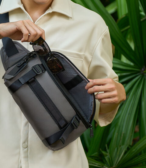 ALPHA BRAVO Platoon Sling  lifestyle | TUMI