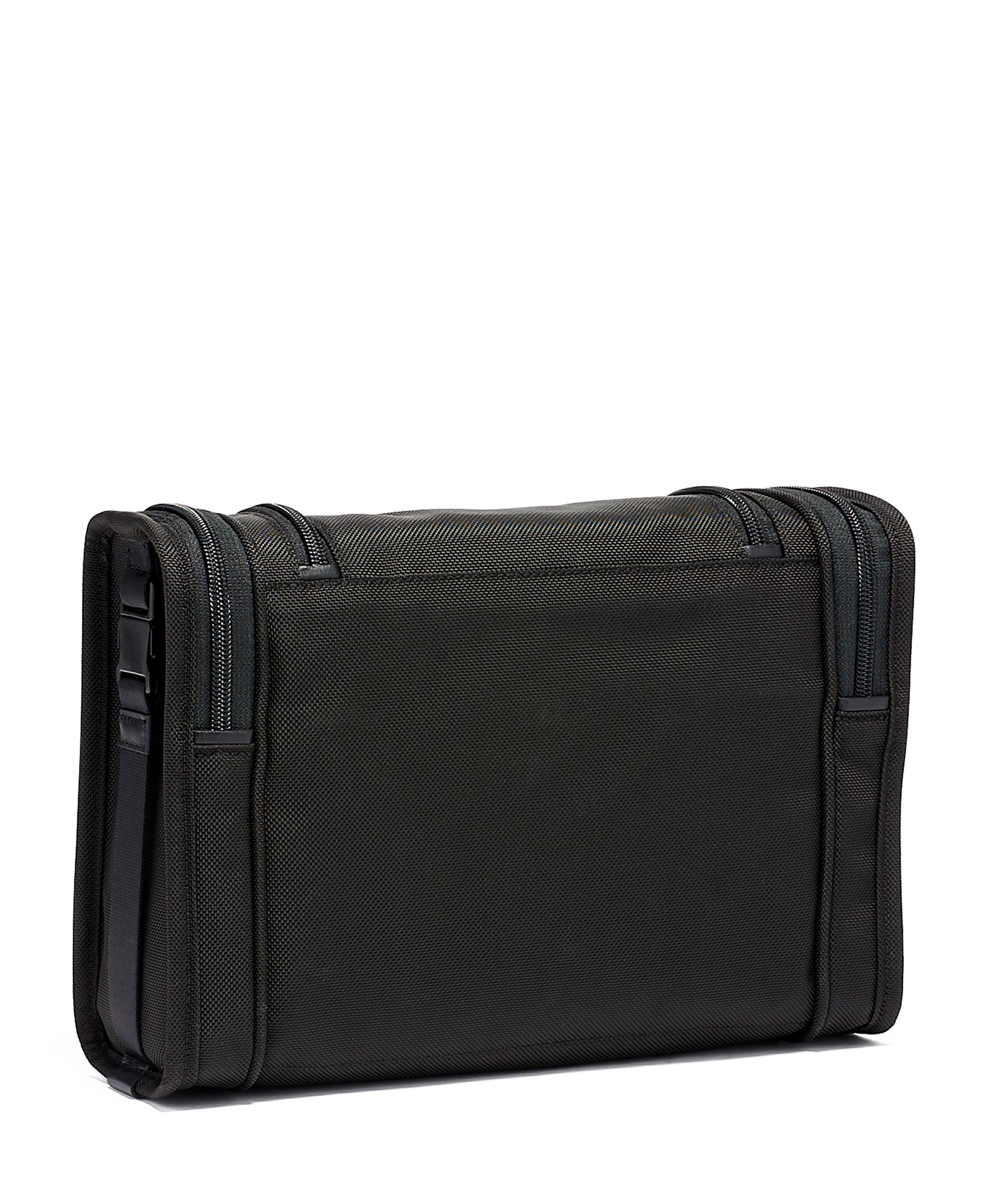 Tumi TUMI ALPHA HANGING TRAVEL KIT TUMI Australia