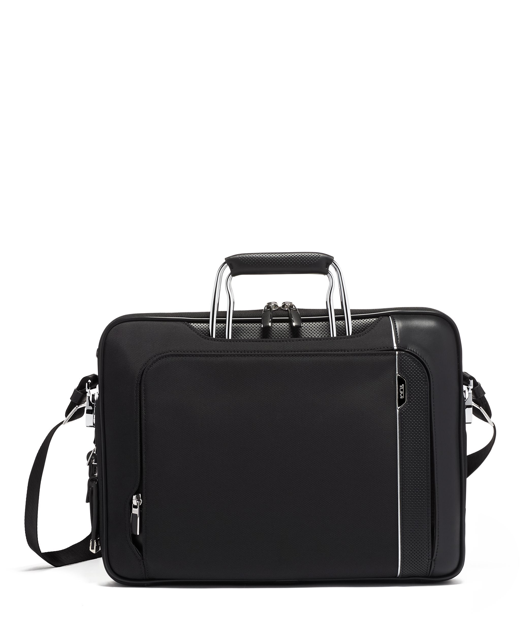Tumi arrive hamilton store