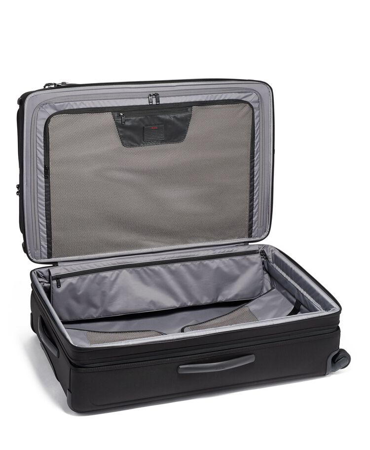 Worldwide Trip 4 Wheeled Packing Case  hi-res | TUMI