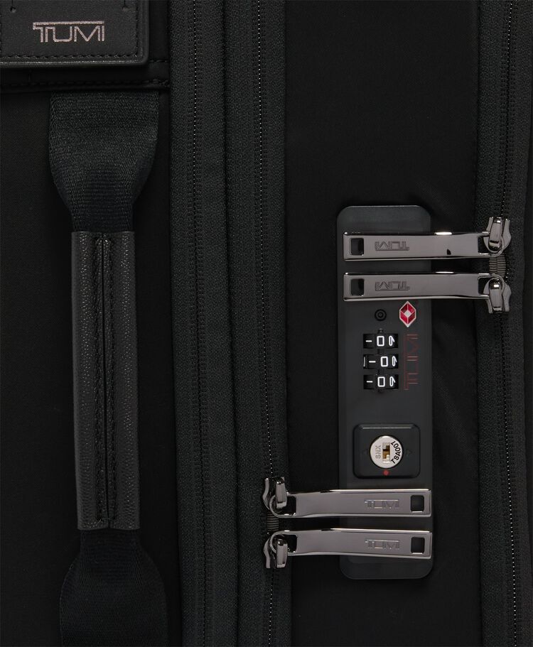 VOYAGEUR L&eacute;ger International Expandable Carry-On  hi-res | TUMI