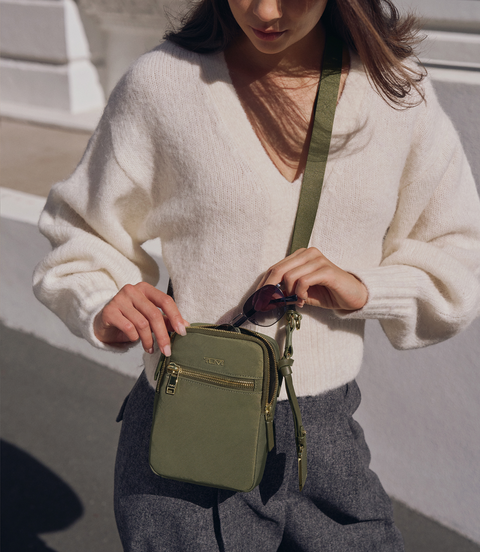 VOYAGEUR Persia Crossbody  lifestyle | TUMI