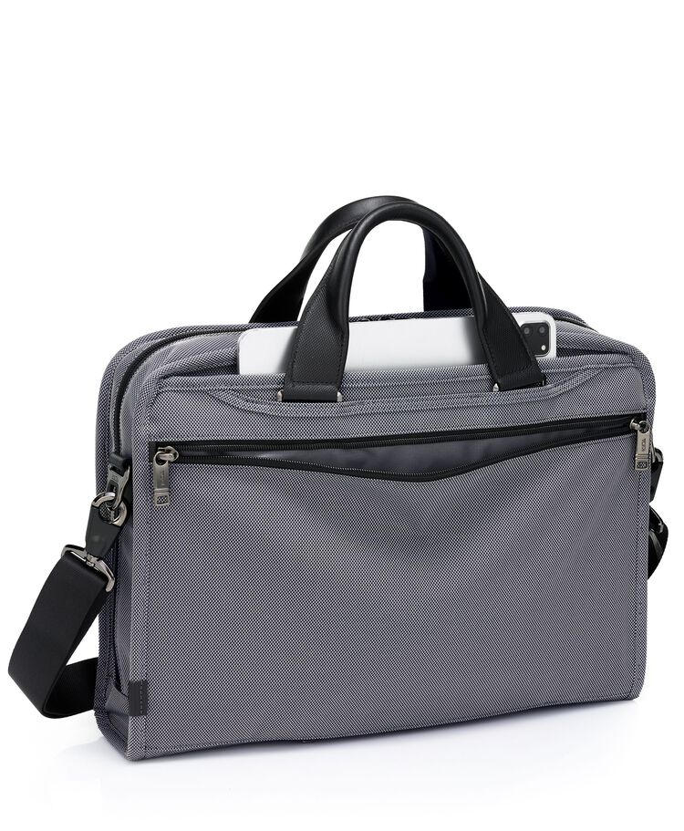 ALPHA X ORG PORTFOLIO BRIEF hi-res | TUMI