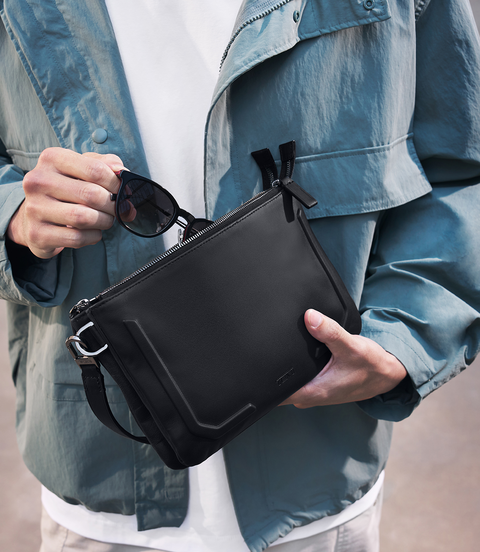 TUMI HARRISON Bardin Clutch  lifestyle | TUMI