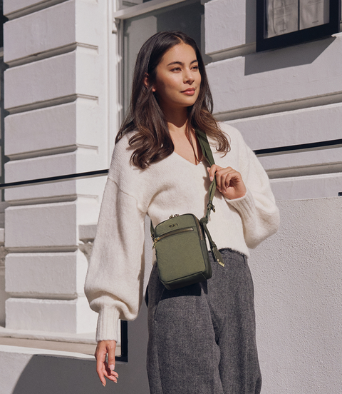 VOYAGEUR Persia Crossbody  lifestyle | TUMI